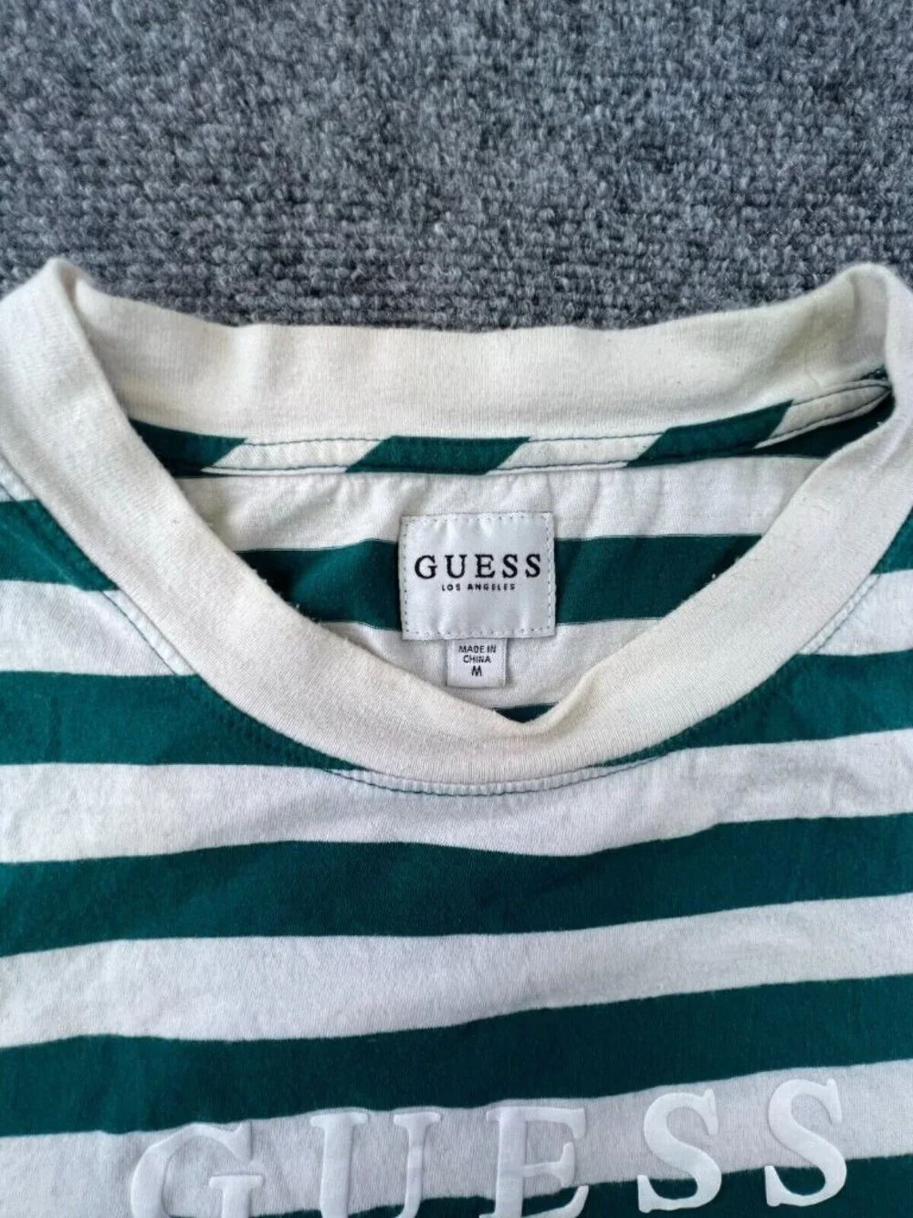 Guess Los Angeles Short Sleeve Crew Neck T Shirt Size Medium Striped Green - Picture 6 of 7